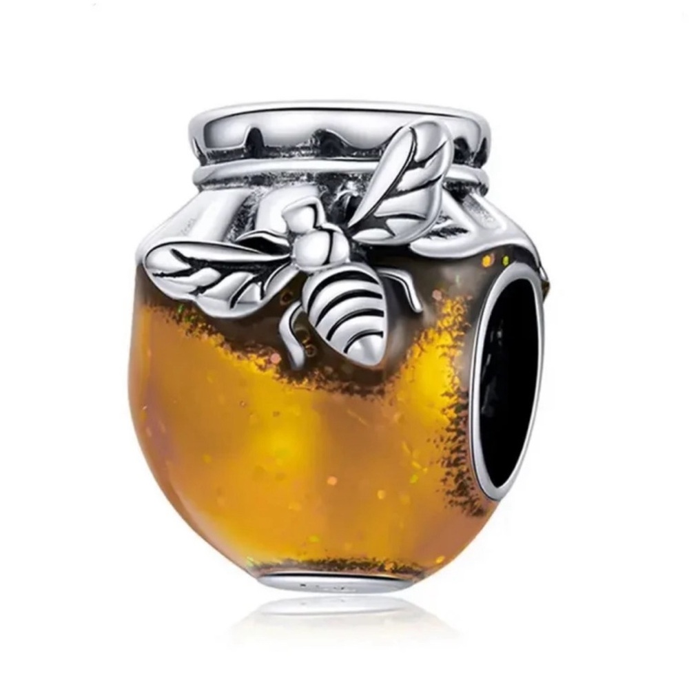New honey bee pandora style charm